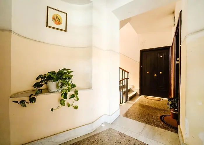 La Casa Di Dora By Buddyrent Apartment Rome